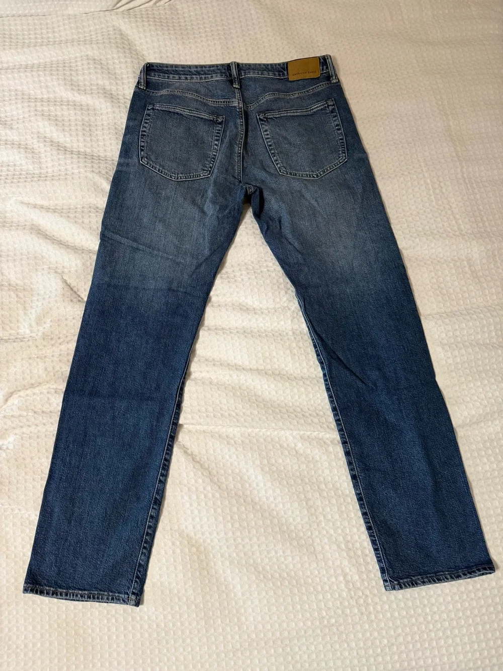 American Eagle Outfitters Men’s Straight Jeans in Dark Blue Wash